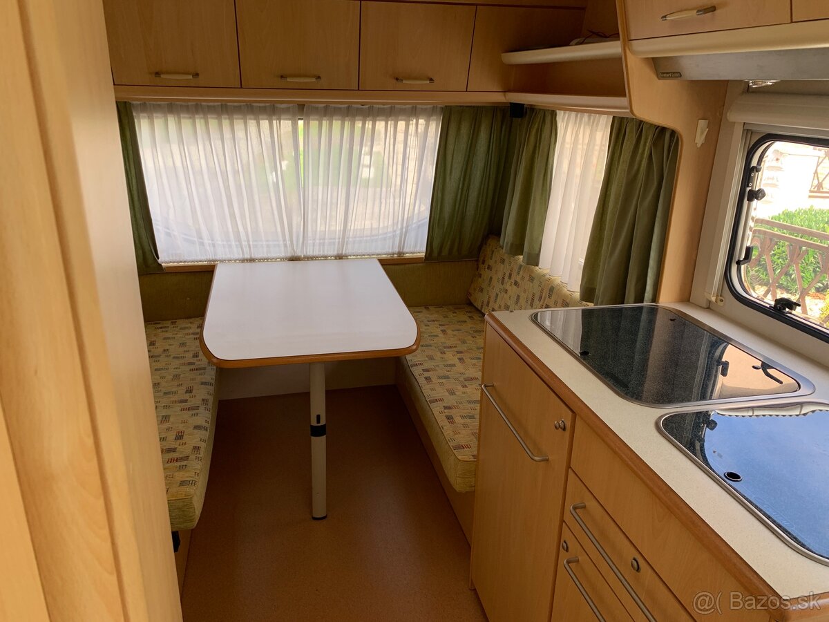 Obytný prives karavan - 14