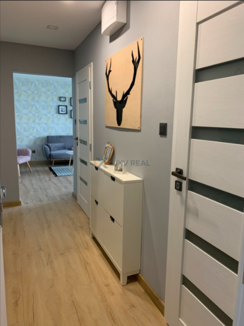 Dizajnový 2-izbový byt so šatníkom a balkónom PRIEVIDZA- Sta - 14