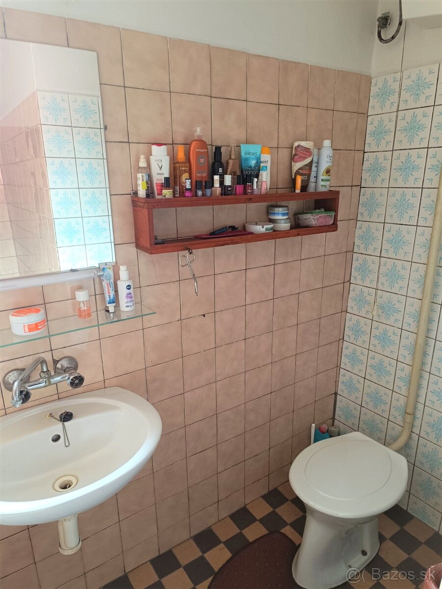 Predaj, rodinný dom Klokočov - 14