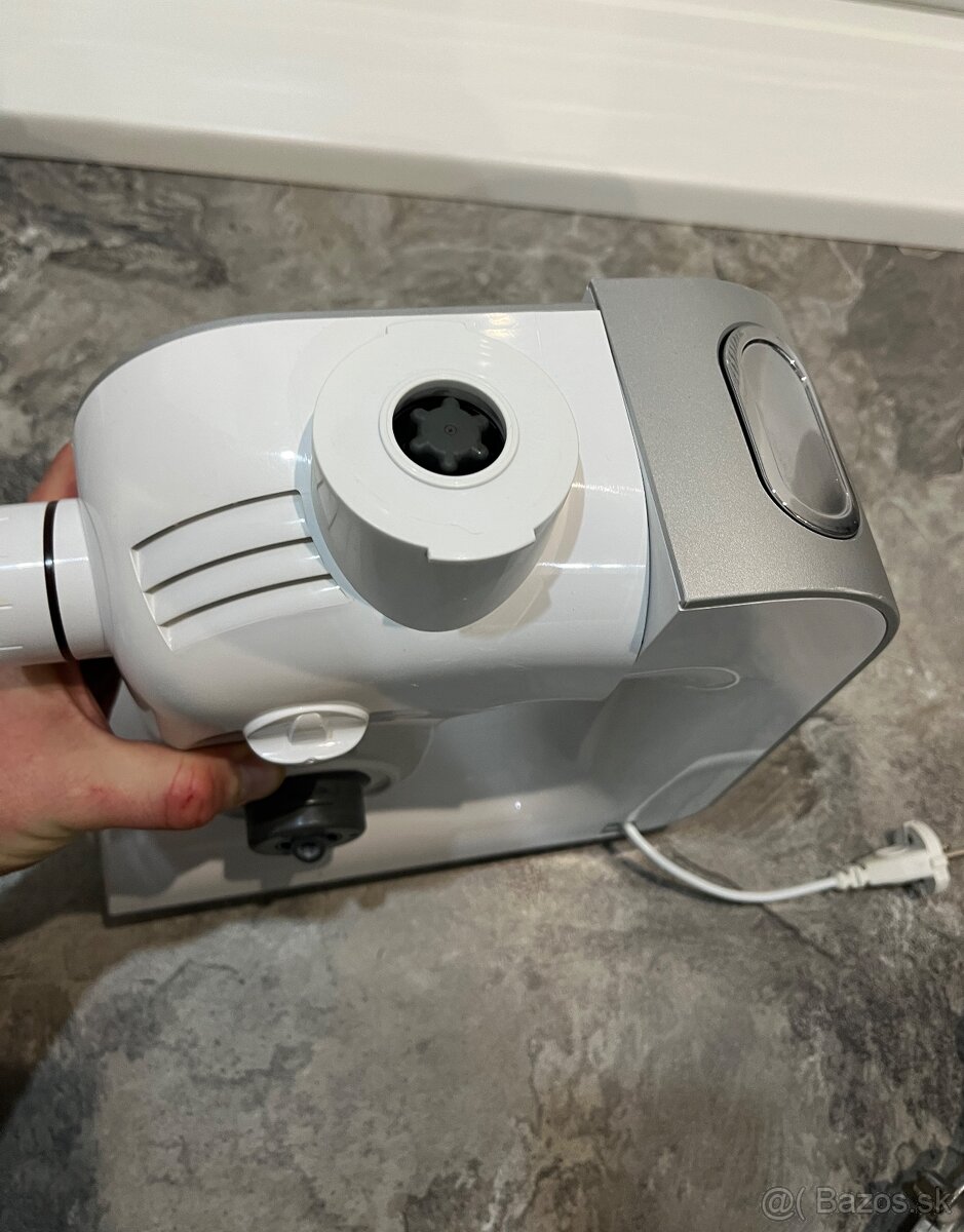 Bosch MUM 54240 900W kuchynský robot - 14