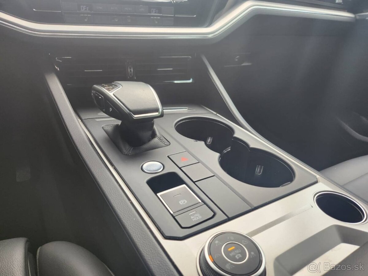 Volkswagen Touareg 3.0 V6 TDI SCR 4Motion Tiptronic - 14