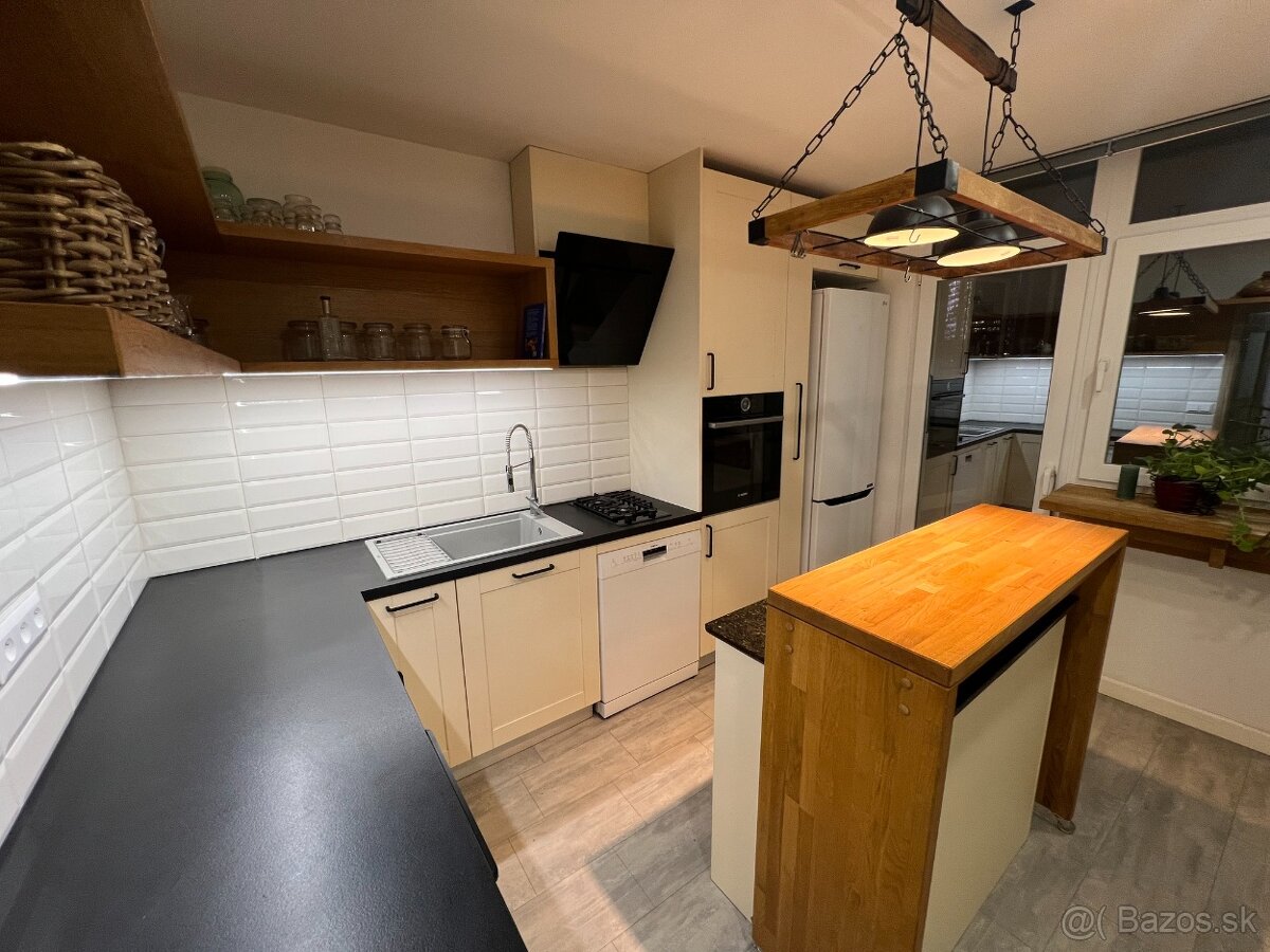 prenájom 3 izb. byt vo výbornej lokalite, Poľná ulica, BA. - 14