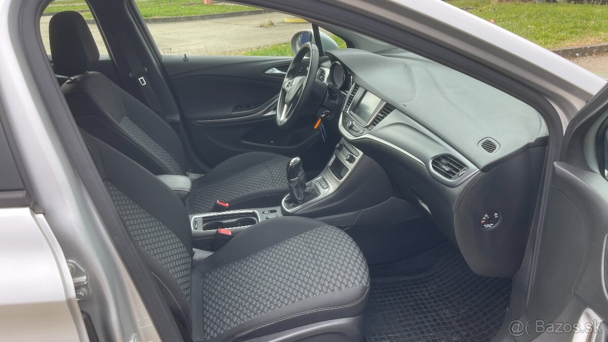 Opel Astra Caravan 1.5 CDTi 77kW M6 - 14