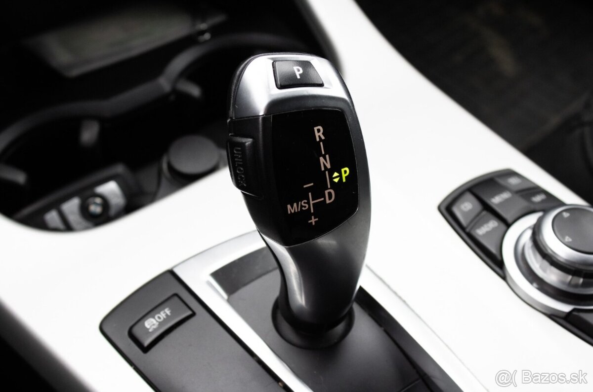 BMW X3 xDrive20d A/T - 14