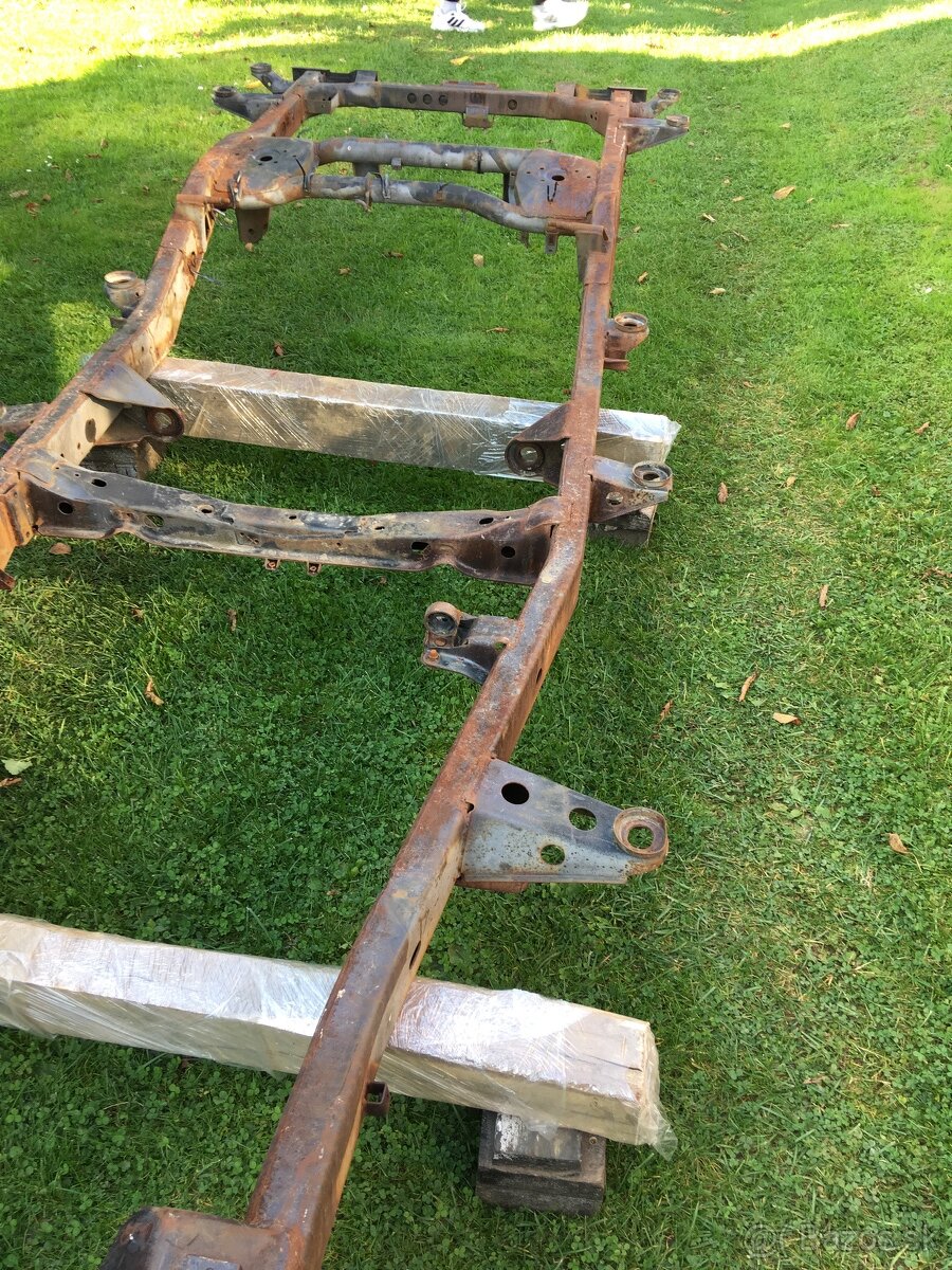 Hyundai galloper šasi pajero 1 - 14