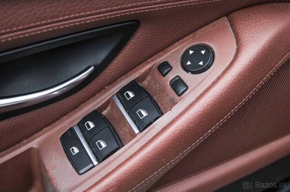 BMW Rad 5 Touring 520d xDrive - 14