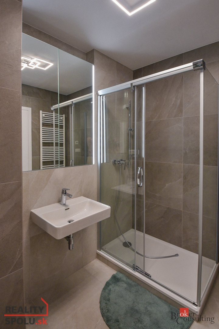 Na predaj: Moderný 2-izbový byt v srdci Bratislavy 2 poshod - 14