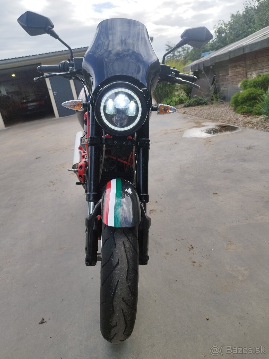 Ducati Monster 900 - 14