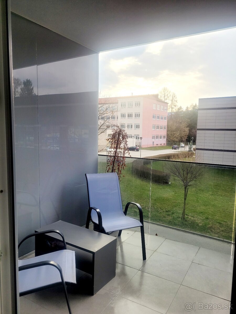 Predám 2-izbový byt v bytovom dome Cross - 14