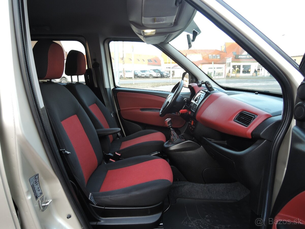 Fiat Dobló 1,4i 7.míst 2010 - 14