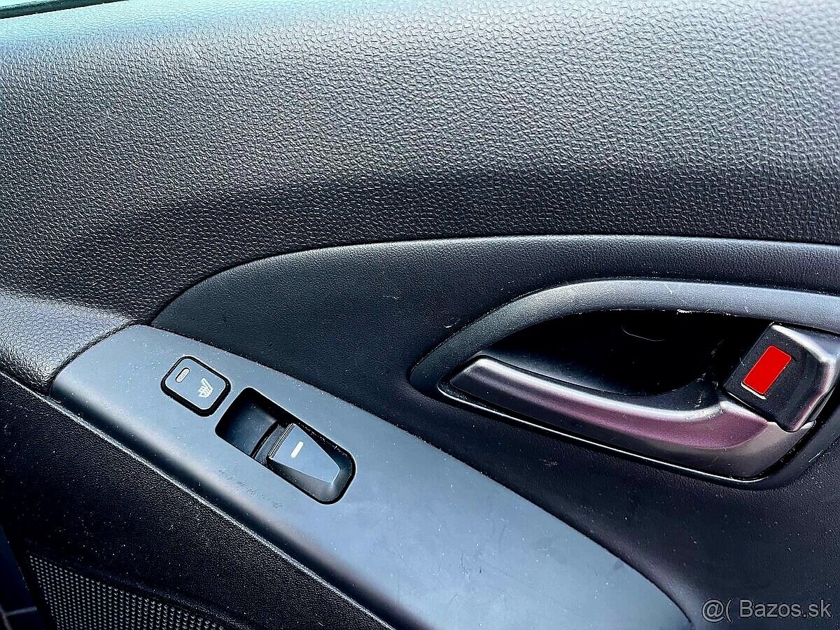 HYUNDAI IX35 - PREDAJ AJ NA SPLÁTKY - 14