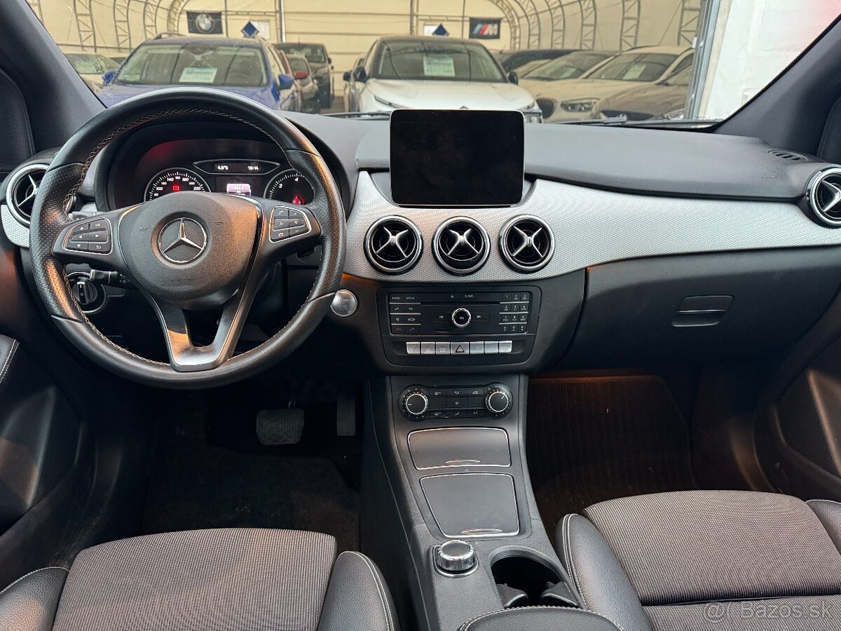 Mercedes Benz B 200d - 14
