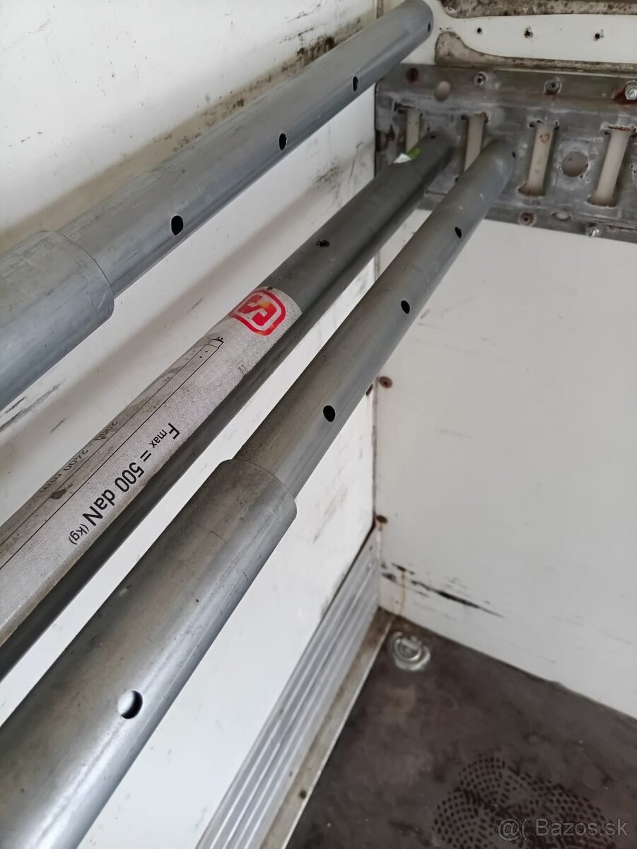 Príves s hydraulickou rampou - 14