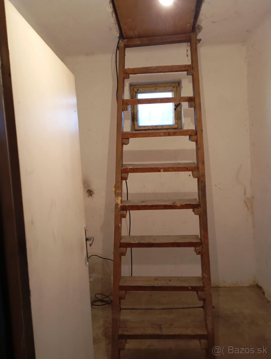 NA PREDAJ RODINNÝ DOM LEHOTA PRI NITRE - 14