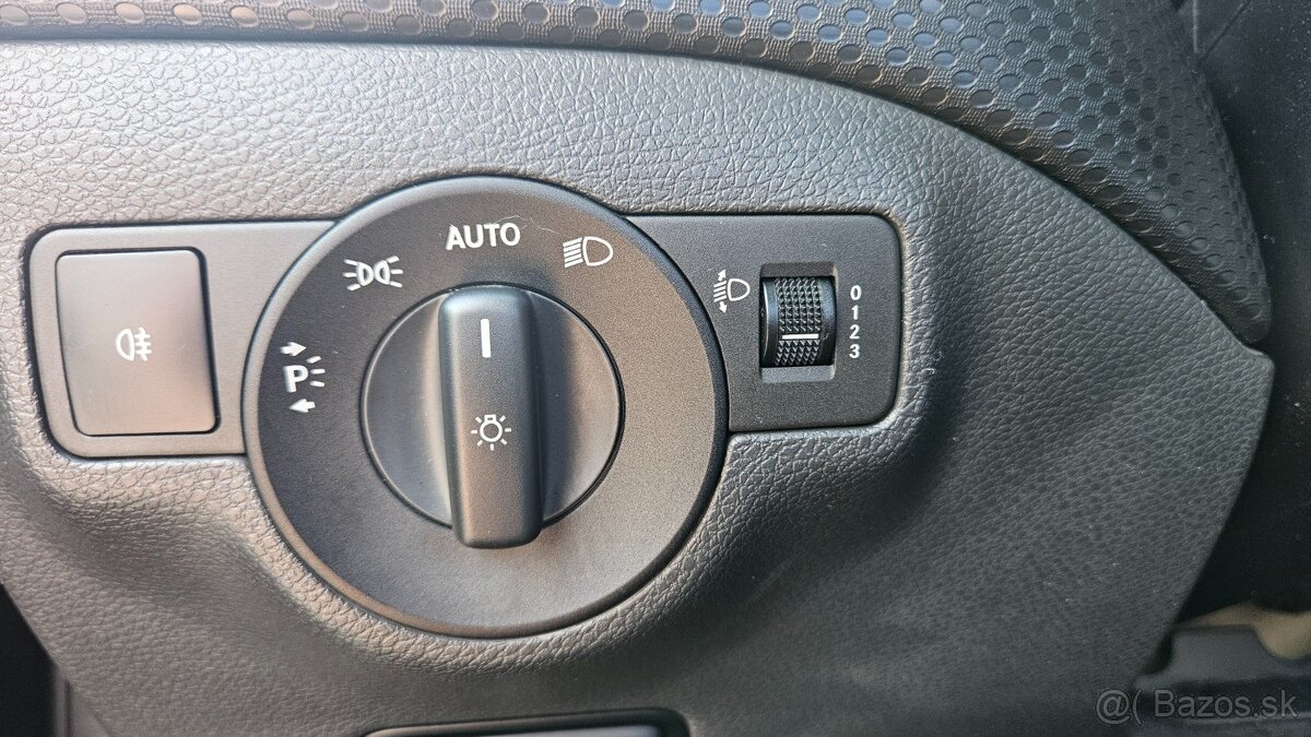 Mercedes-Benz A trieda 180 - 14