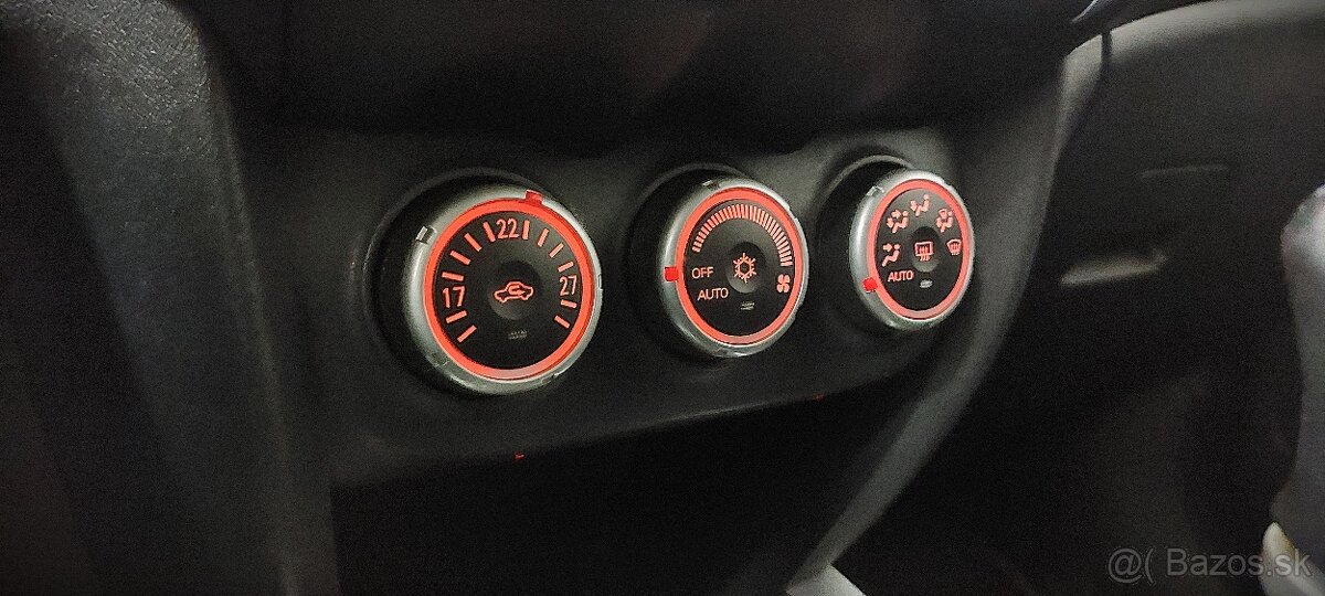 Mitsubishi ASX 1.8 DI-D, 6-st. manuál, 2011, 234 064 km - 14