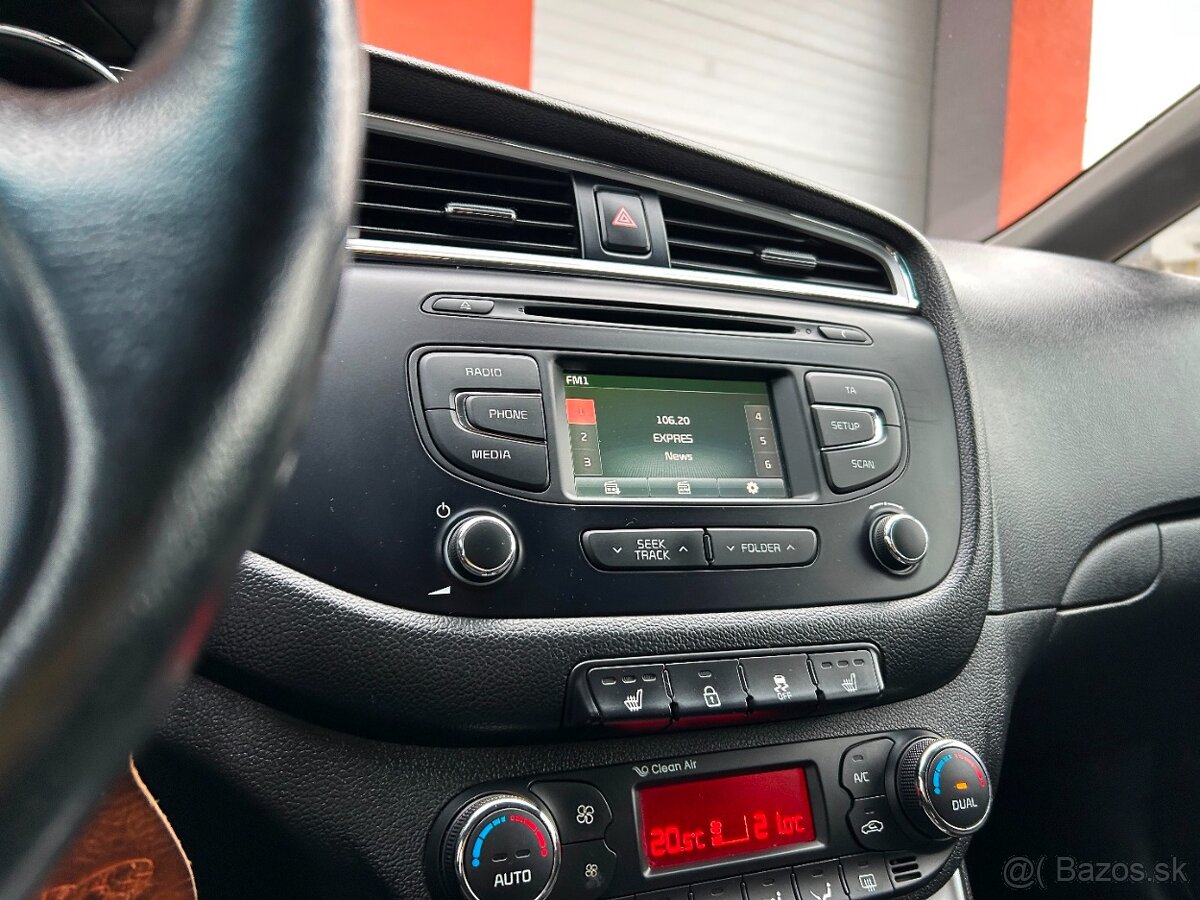 Kia Ceed SW 1.6 CRDi - 14