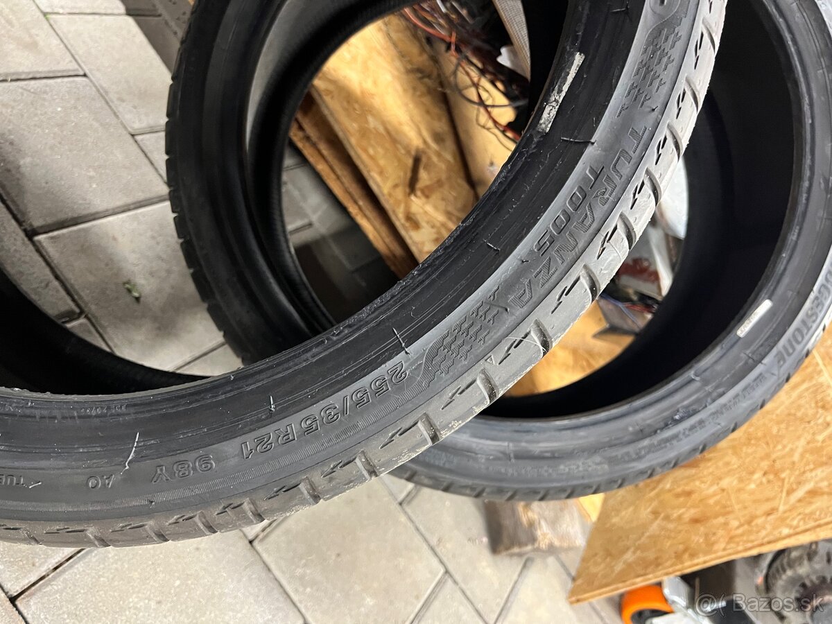 2x Bridgestone Turanza T005 255/35 r21 - 14