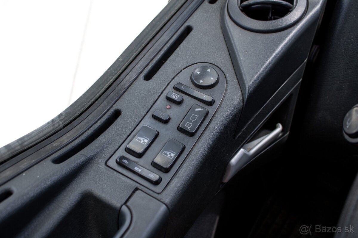 MAN TGL 12.220 4x2 BL - 14