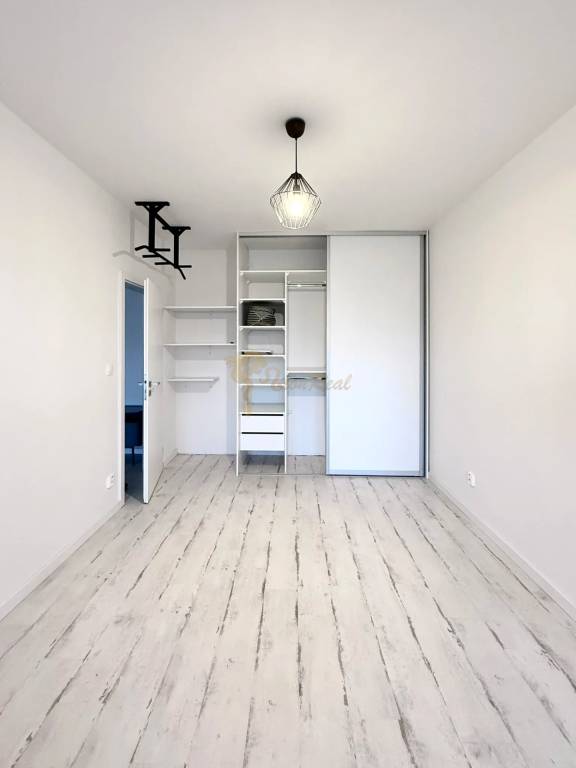 3-izb. byt, Sibírska ul., Nové mesto, balkón, lodžia, po rek - 14