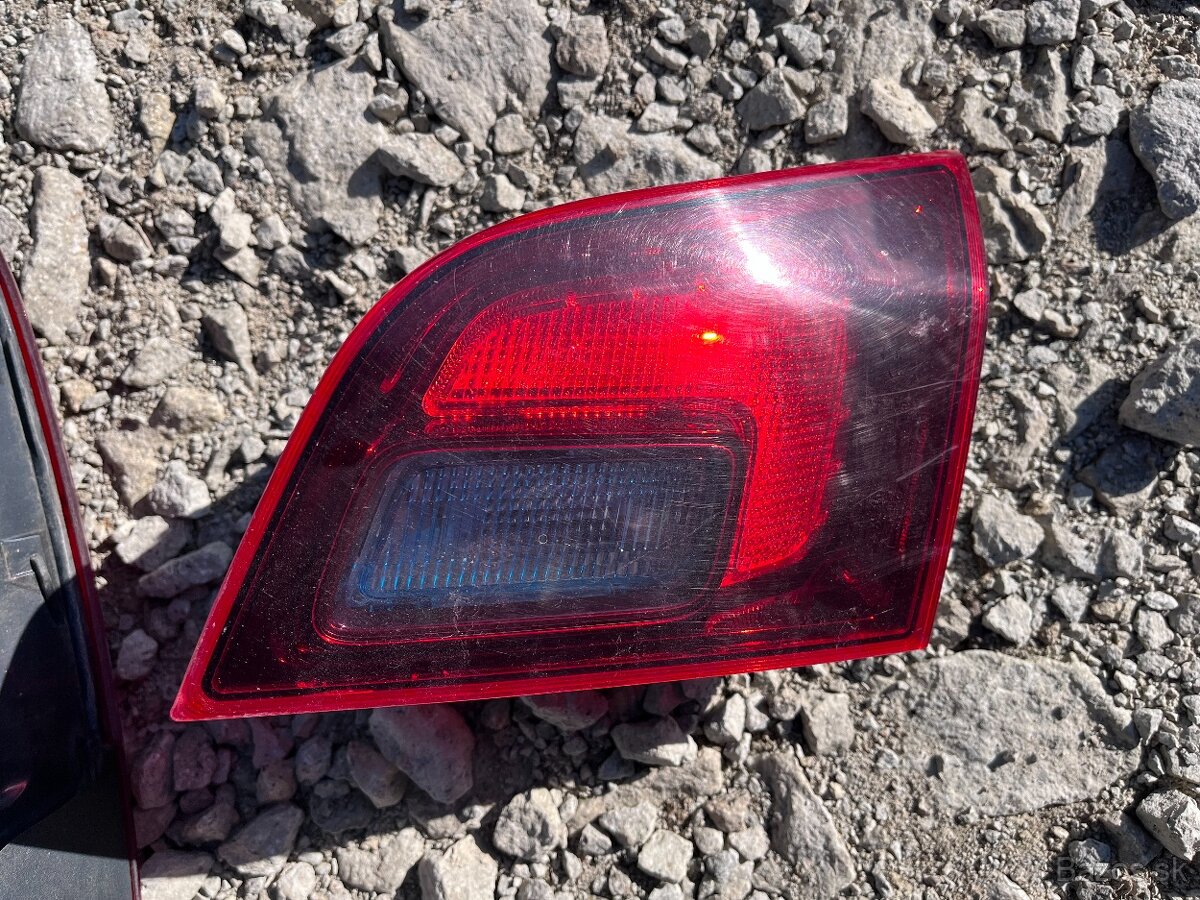 Opel Astra J 09-15 combi motorček stierač brzdové zad.svetlá - 14