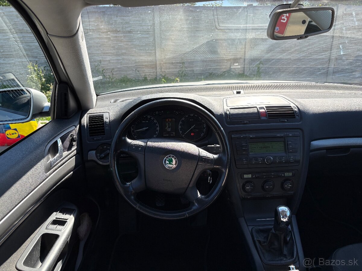 Škoda Octavia - 14