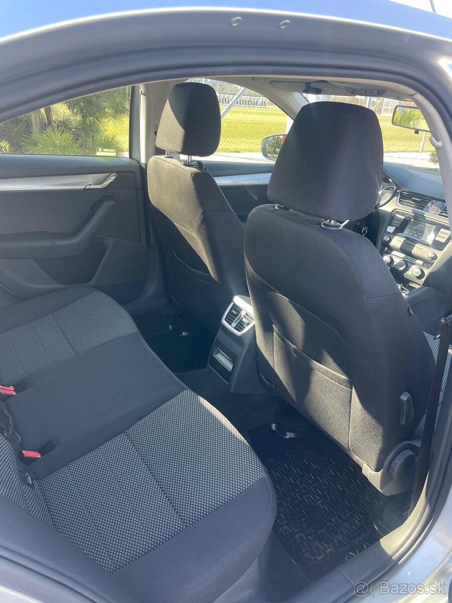 Škoda Octavia 1.6 diesel - 14