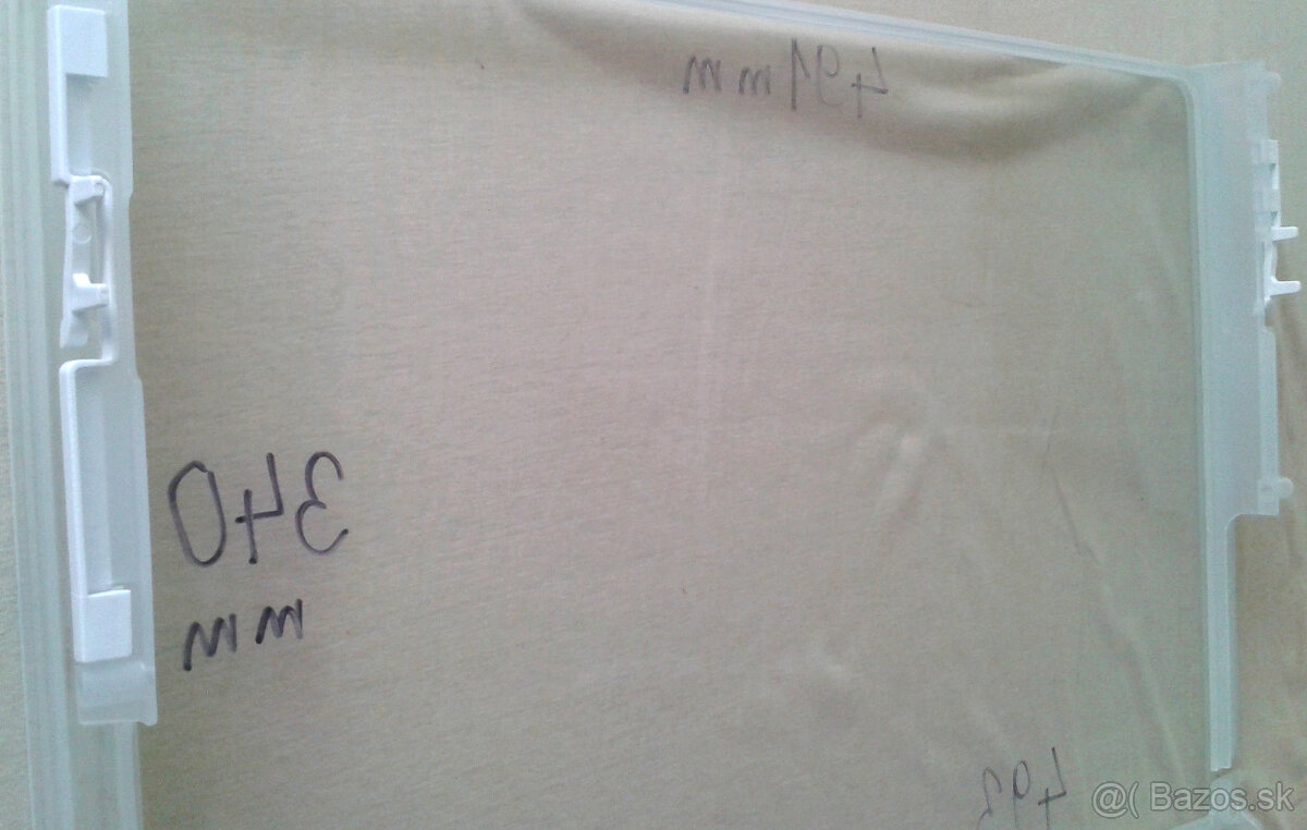 Sklenené police do chladničiek Indesit a Whirlpool - 14