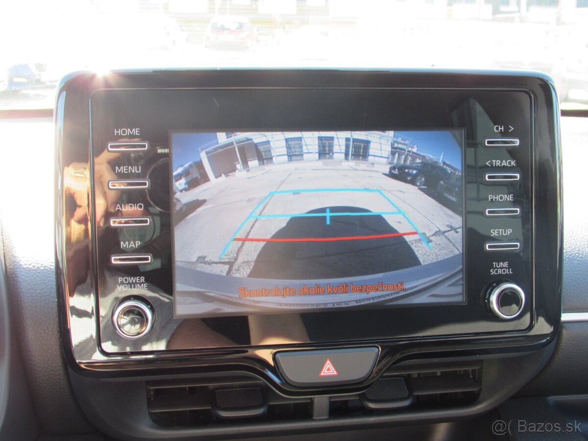 Toyota Yaris 1.5 HYBRID - NOVÝ SERVIS + KONTROLA HEV systému - 14