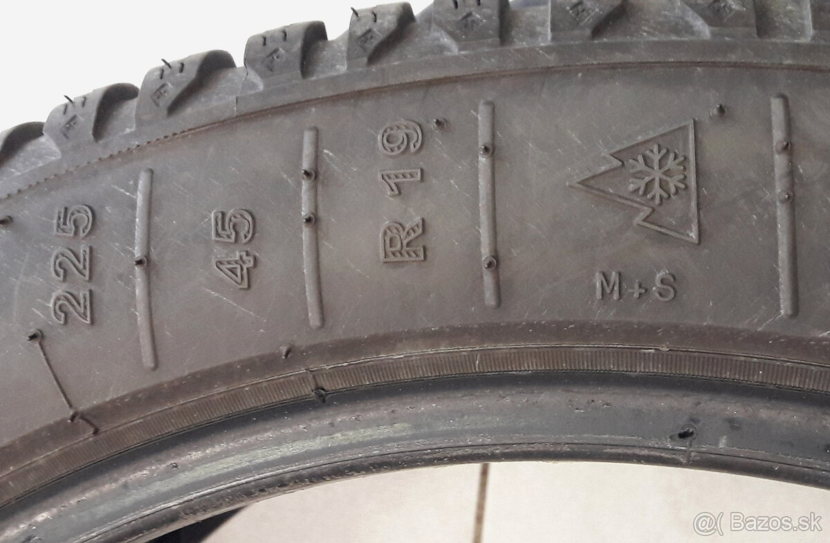 225/45R19 Zimné pneu Kléber Krisalp HP3 - 14
