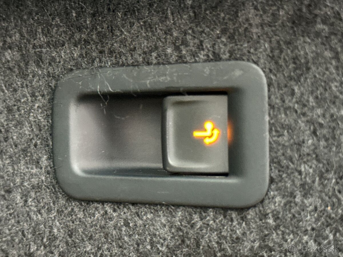 VW PASSAT GTE 1.4 PLUGinHybrid 2020 ...21000 s DPH - 14