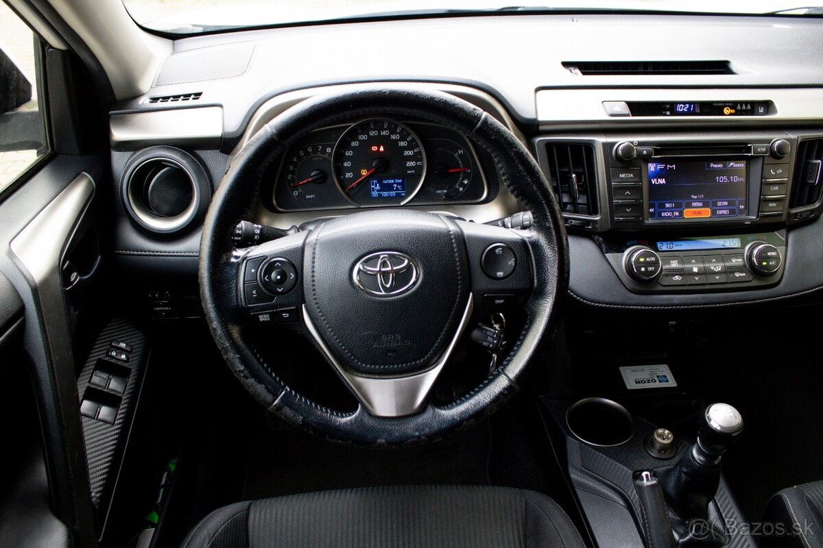 Toyota RAV4 2.0 111kw MT/6 4x4 2013 / Kúpené na Slovensku - 14