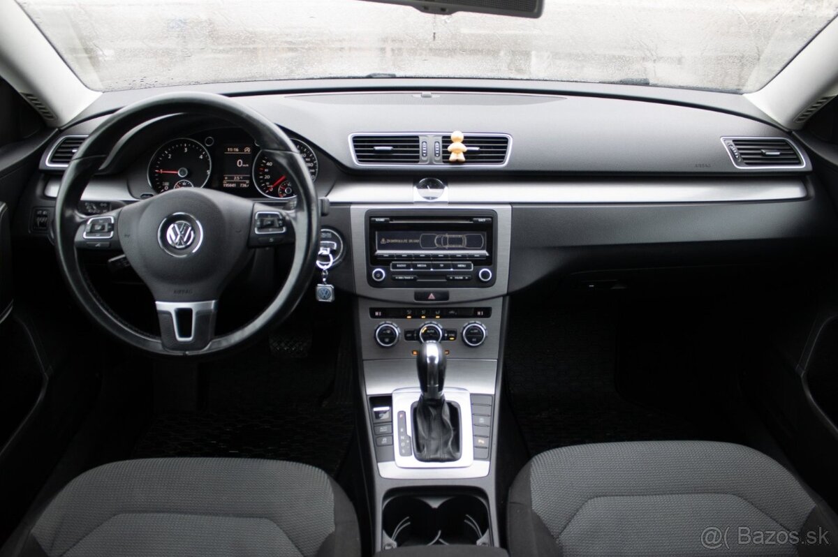 Volkswagen Passat Variant - 14