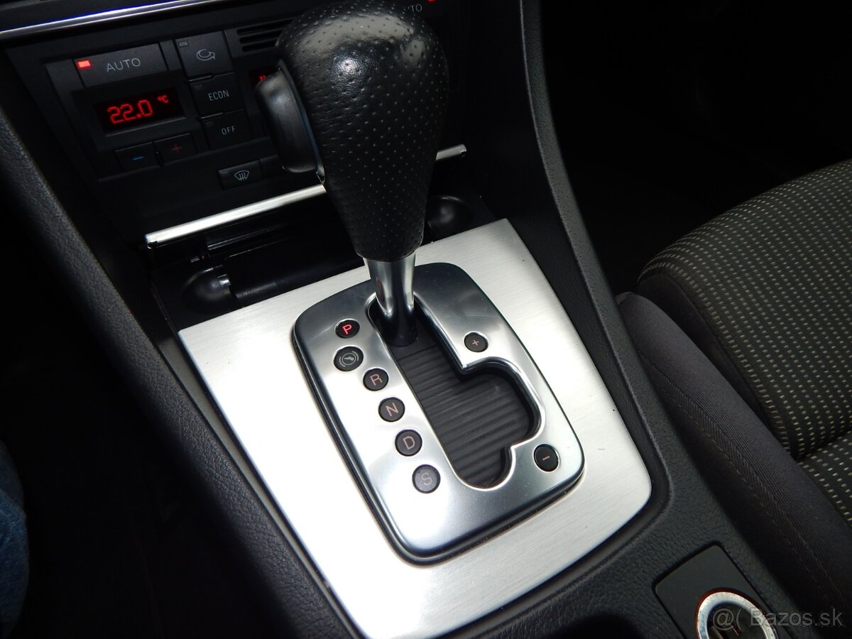 Audi A4 Avant 3.0 TDI V6 quattro tiptronic,S-LINE - 14