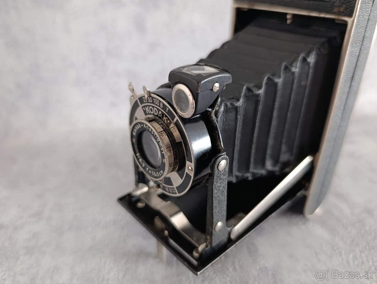 Starý měchový fotoaparat KODAK JUNIOR 620 + pouzdro - 14