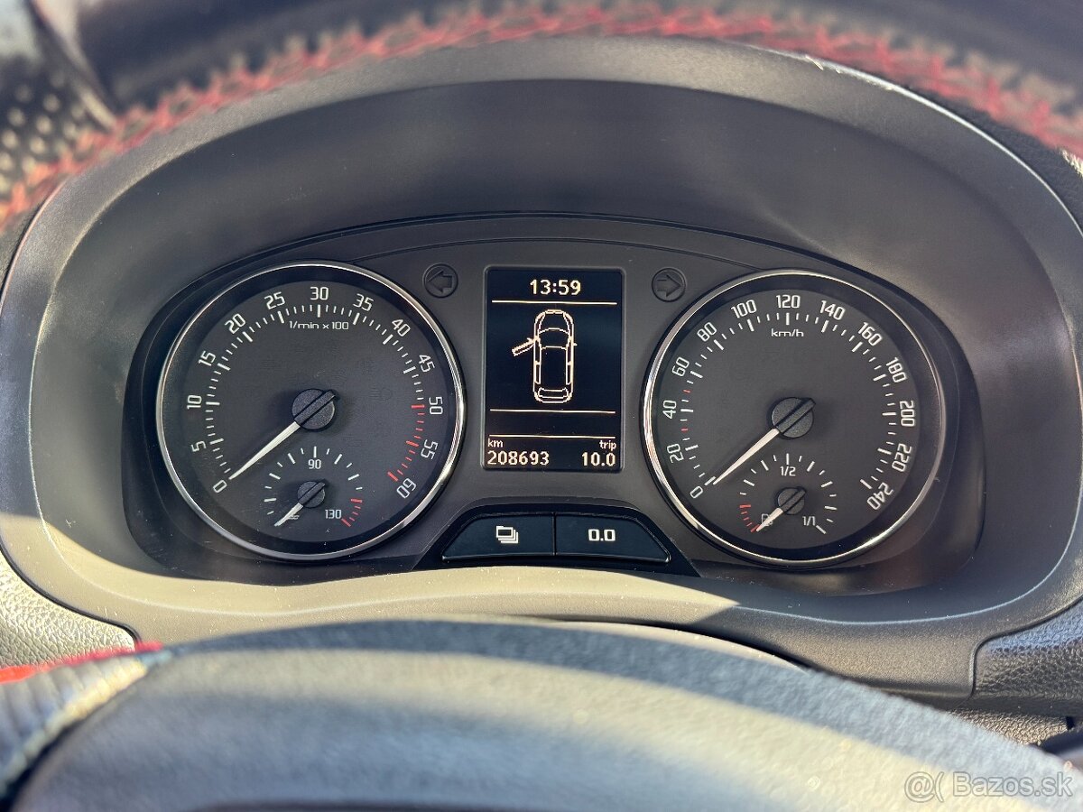 ŠKODA FABIA 2 FACELIFT EDITION MONTE CARLO 1.6 TDI - 14