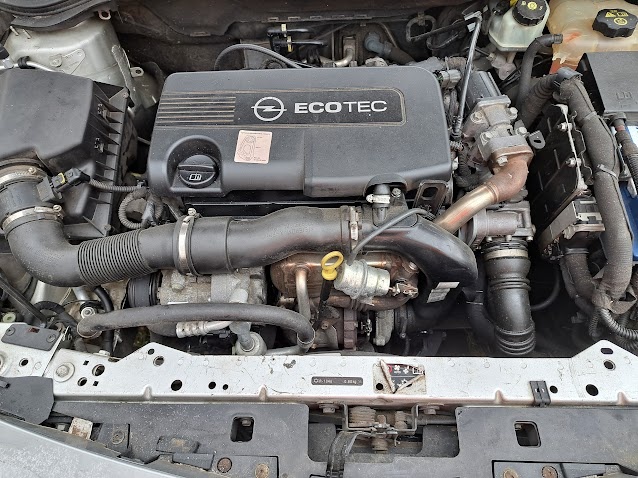 Predam Opel Astra J - 14