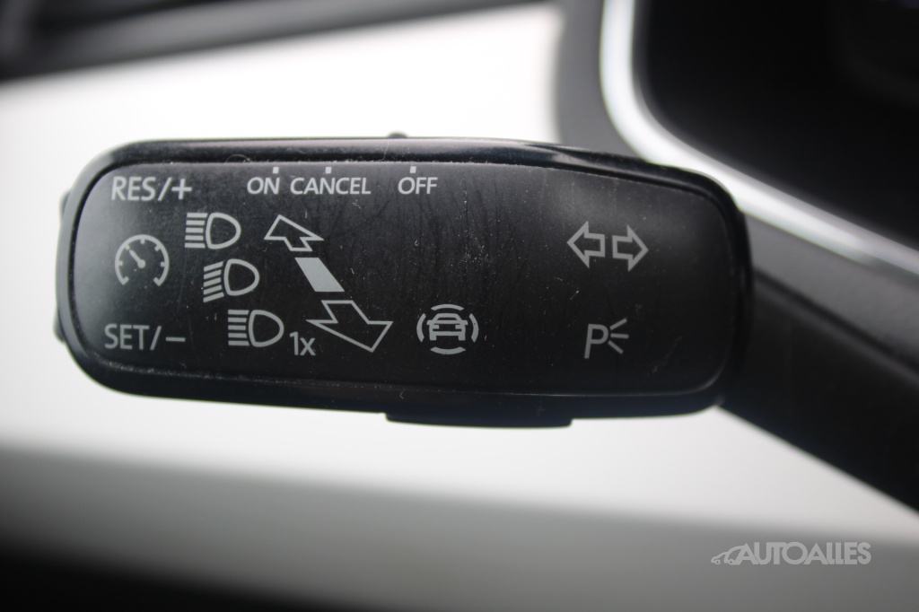 Seat Arona 1,0 TSi 70 kW XCELLENCE - 14