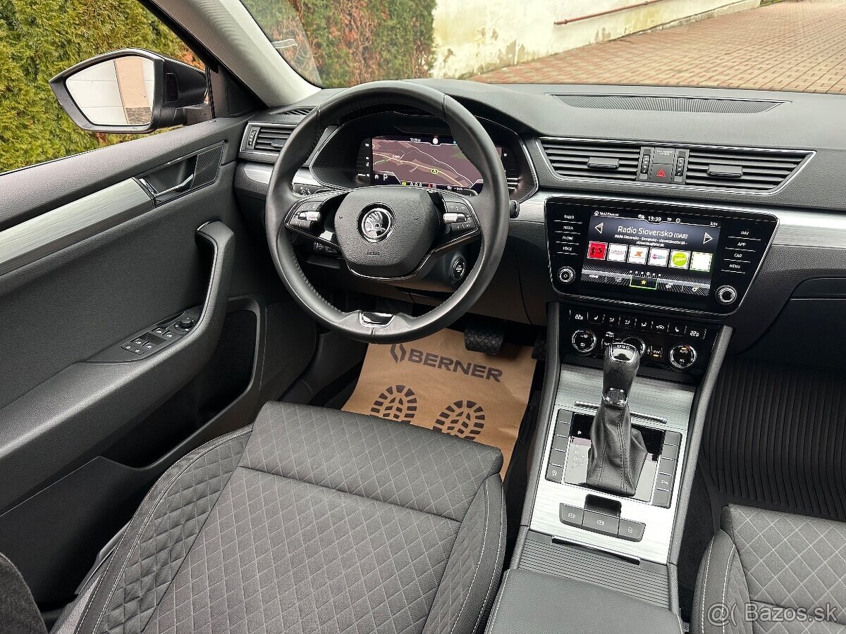 Škoda Superb III Combi Facelift - 14