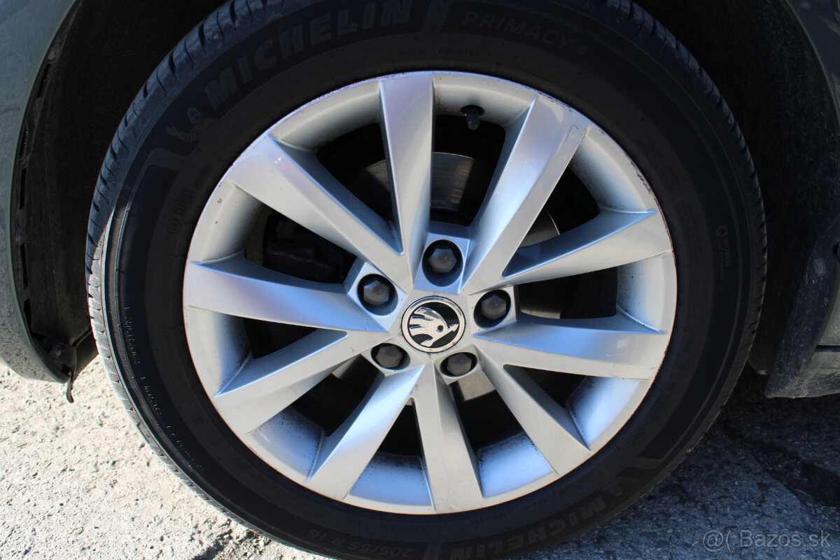 Škoda Octavia Combi 1.6 TDI 115k Ambition DSG - 14