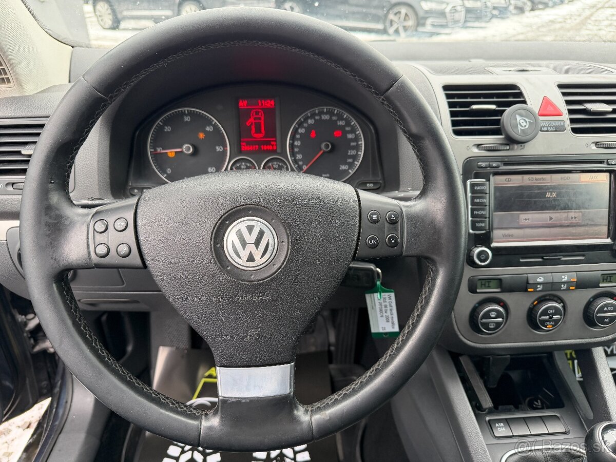 Volkswagen Golf 1.9 TDI Trend • Manuál • Hatchback • 2 250 € - 14