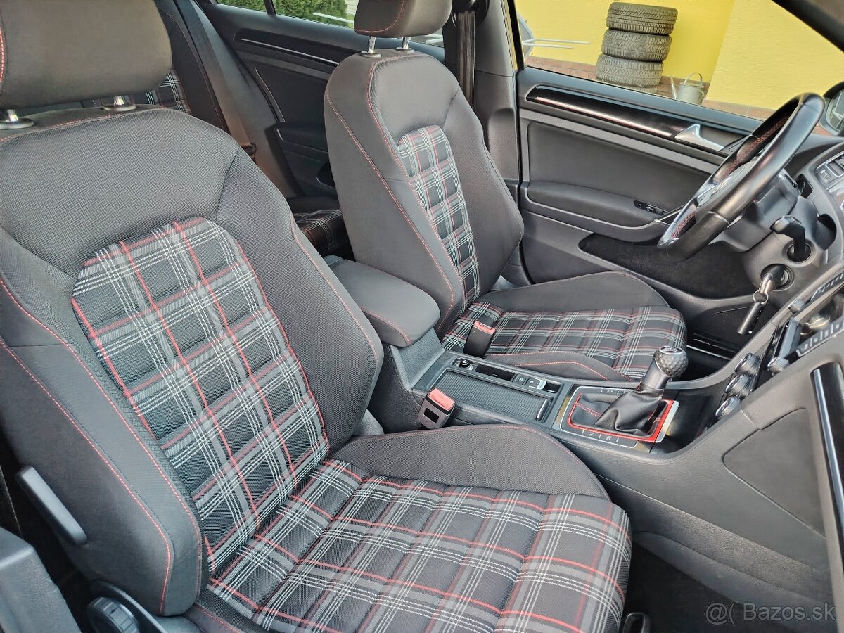 VW Golf 7 GTI 2.0TSI 162Kw M6 2015 - 14
