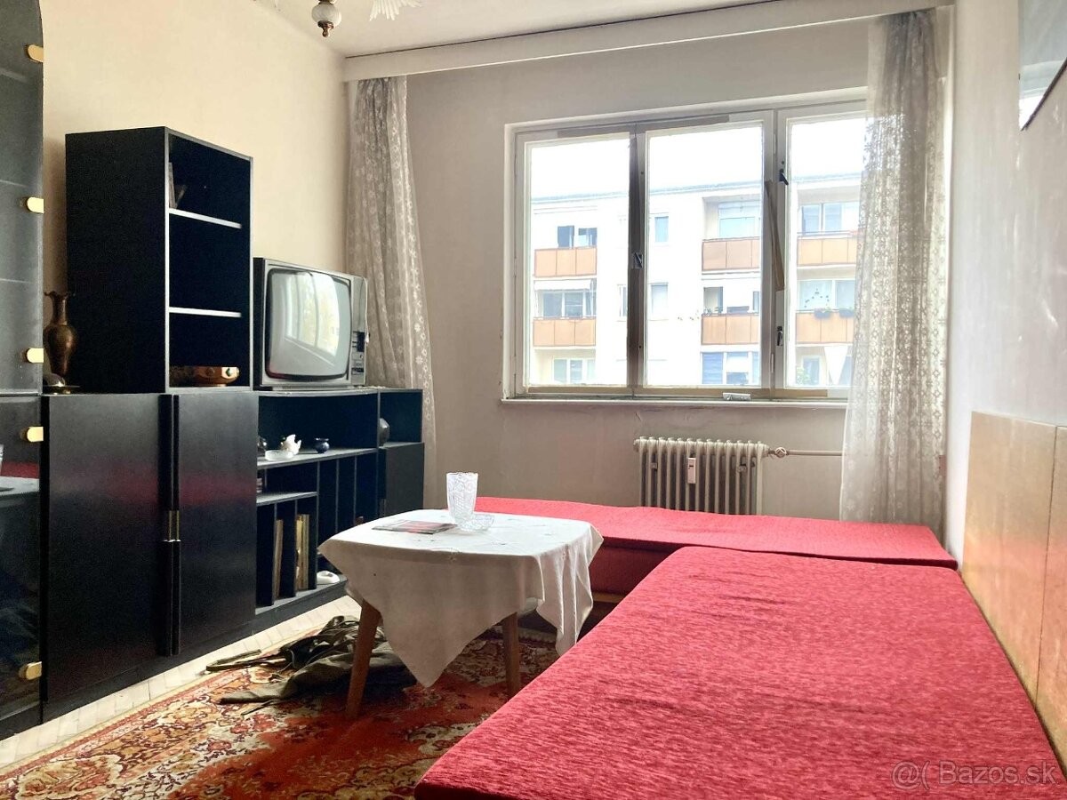 3-izbový byt s loggiou v širšom centre, Komárno - 14