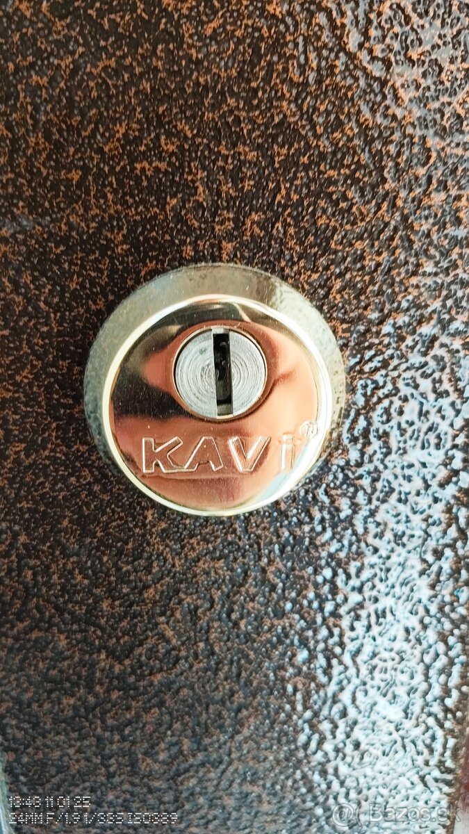 Predám byt + garáž Piešťany - 14