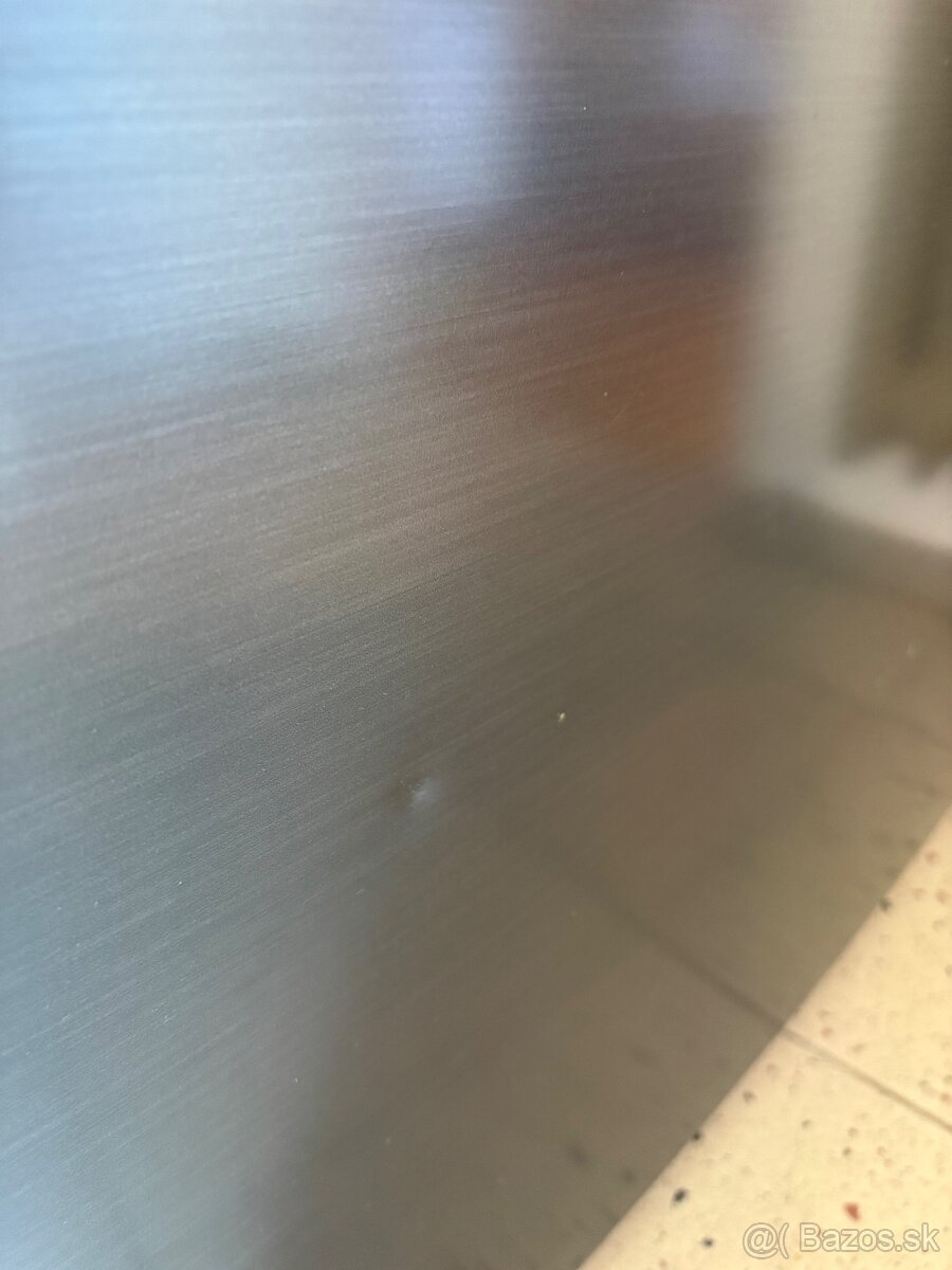 Chladnička Samsung čierna 353l - 14