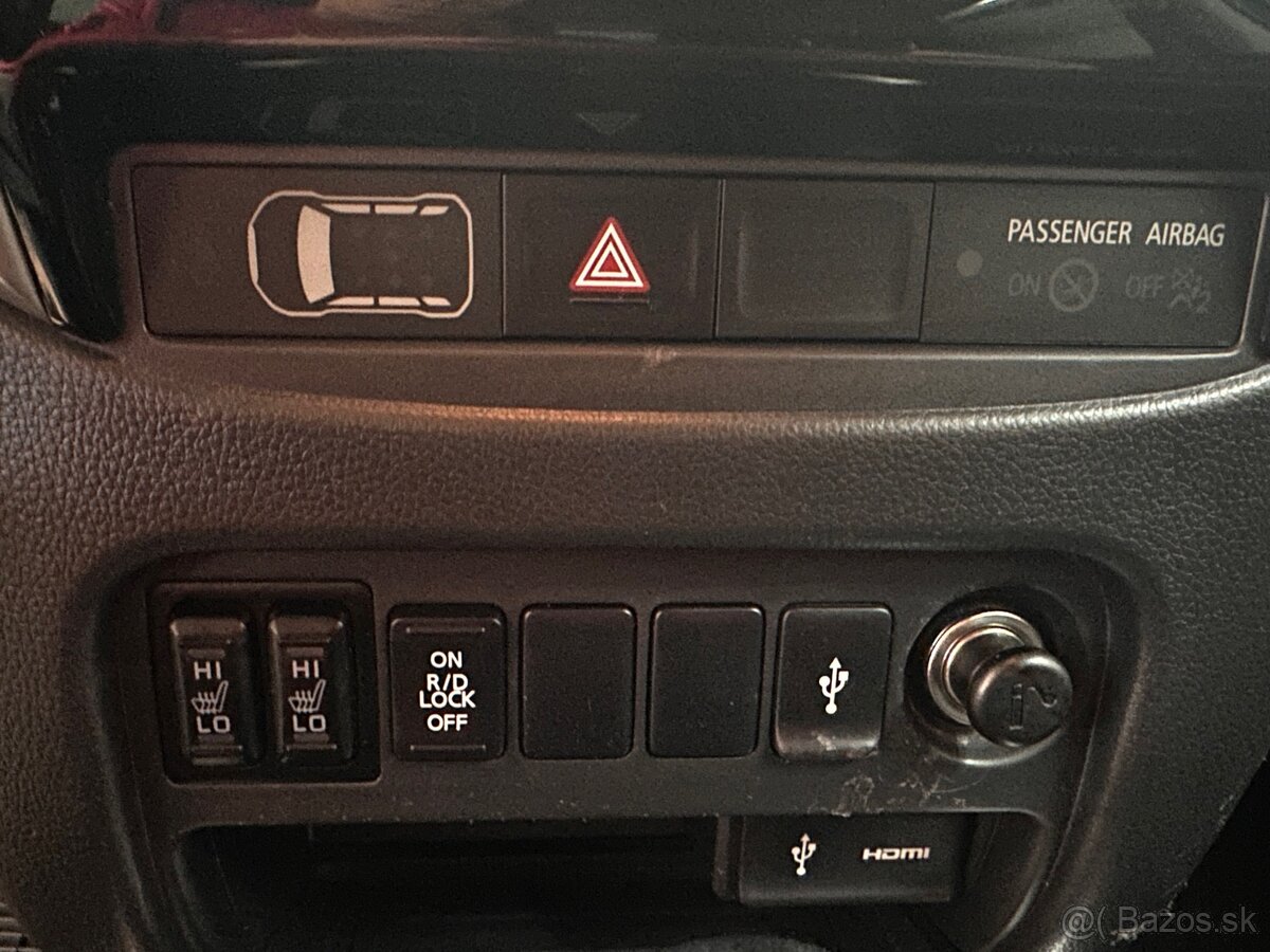 Mitsubishi L200 2.4DI-D Black Edition - 14