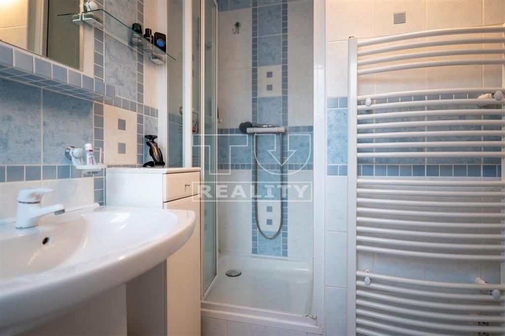 ZARIADENÝ 4+KK IZBOVÝ BYT, ŽILINA, VÝŤAH, BALKÓN, 106m2 - 14