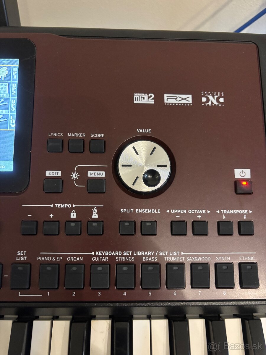 Predám KORG Pa700 - 14