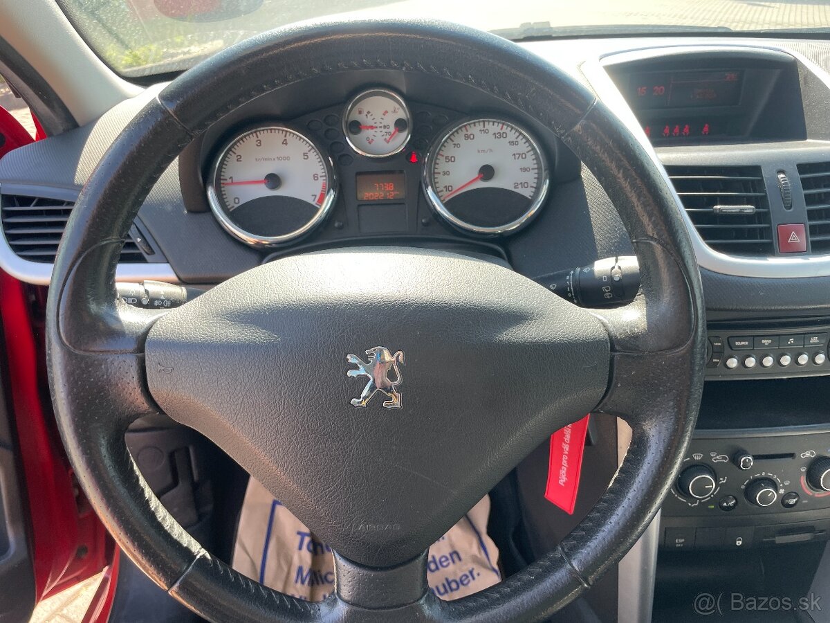 PEUGEOT 207 1,4i 54kw Klima ESP 2012 - 14