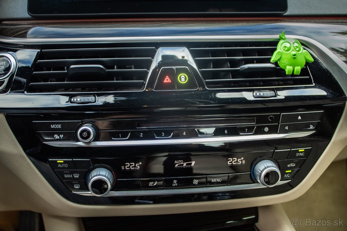 BMW 530d XDrive 183 KW AT8 - 14